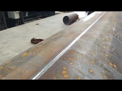 Máy hàn đóng CNC cho cột đèn