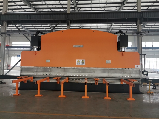 8200mm 45 Kw Cnc Máy phanh ép thủy lực máy thép carbon tự động