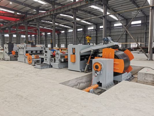 Cắt cột đèn 8m theo chiều dài đường rạch côn