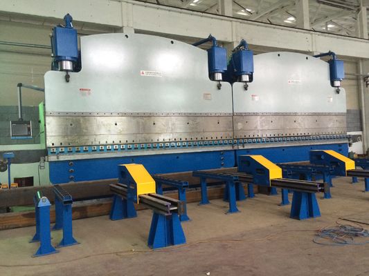Máy ép thủy lực CNC Tandem với Lực làm việc 2X1200 tấn và Chiều dài bàn 2X6250mm cho tuổi thọ cao
