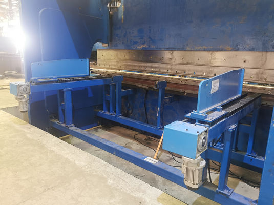 CNC Hydraulic Press Bàn làm việc phanh chiều dài 13 cột