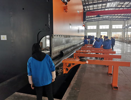 400Tn lực lượng lao động Máy phanh CNC