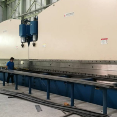 2-WE67K-400/7000 CNC Tandem Press Brake 400T 7m cho Mast Cây Cột Đèn