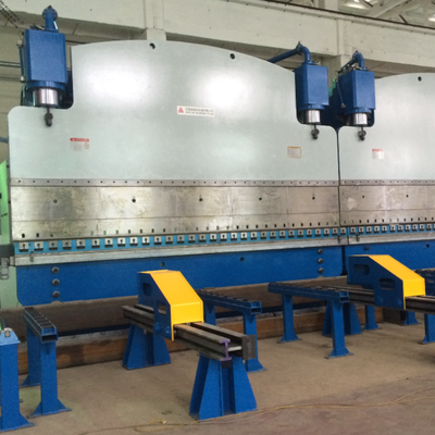 Máy ép thủy lực CNC Tandem với Lực làm việc 2X1200 tấn và Chiều dài bàn 2X6250mm cho tuổi thọ cao