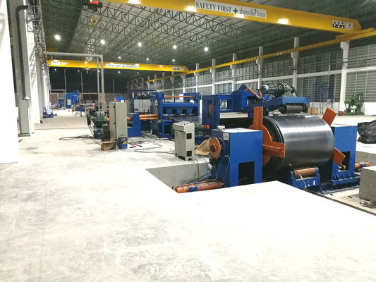 Kinh tế cột cờ cao dây chuyền sản xuất ánh sáng cực / Máy cắt cho cực 12000mm ánh sáng