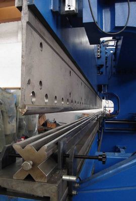 CNC Tandem Hydraulic Press Brake Mô hình 2-WE67k-1200/6250 Để làm cho Monopole Transmission Tube Tower And High Mast