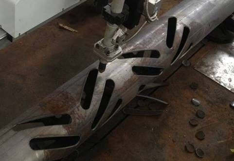 2500 mm Máy cắt cột ánh sáng, Máy cắt cột ánh sáng CNC