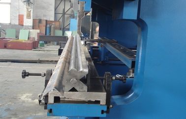 2-WE67K-300/6000 máy phanh CNC với điều khiển DA53T