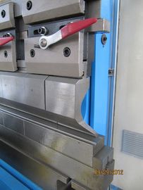 Cổ ngỗng báo chí phanh đấm và chết công cụ / khuôn mẫu cho máy uốn