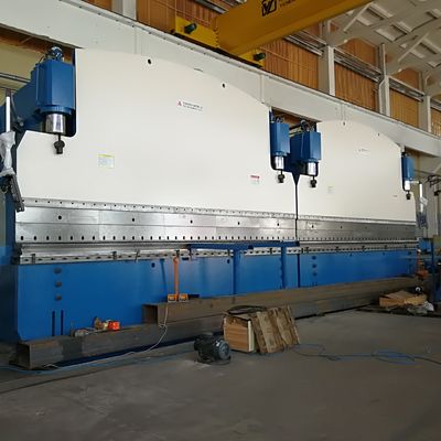 CNC Tandem Hydraulic Press Brake Mô hình 2-WE67k-1200/6250 Để làm cho Monopole Transmission Tube Tower And High Mast